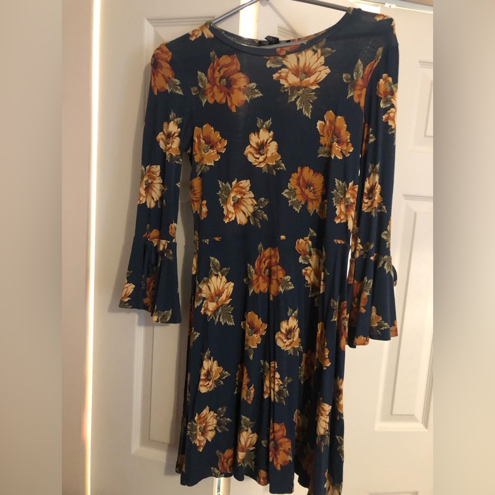 Forever 21 dress Size M
